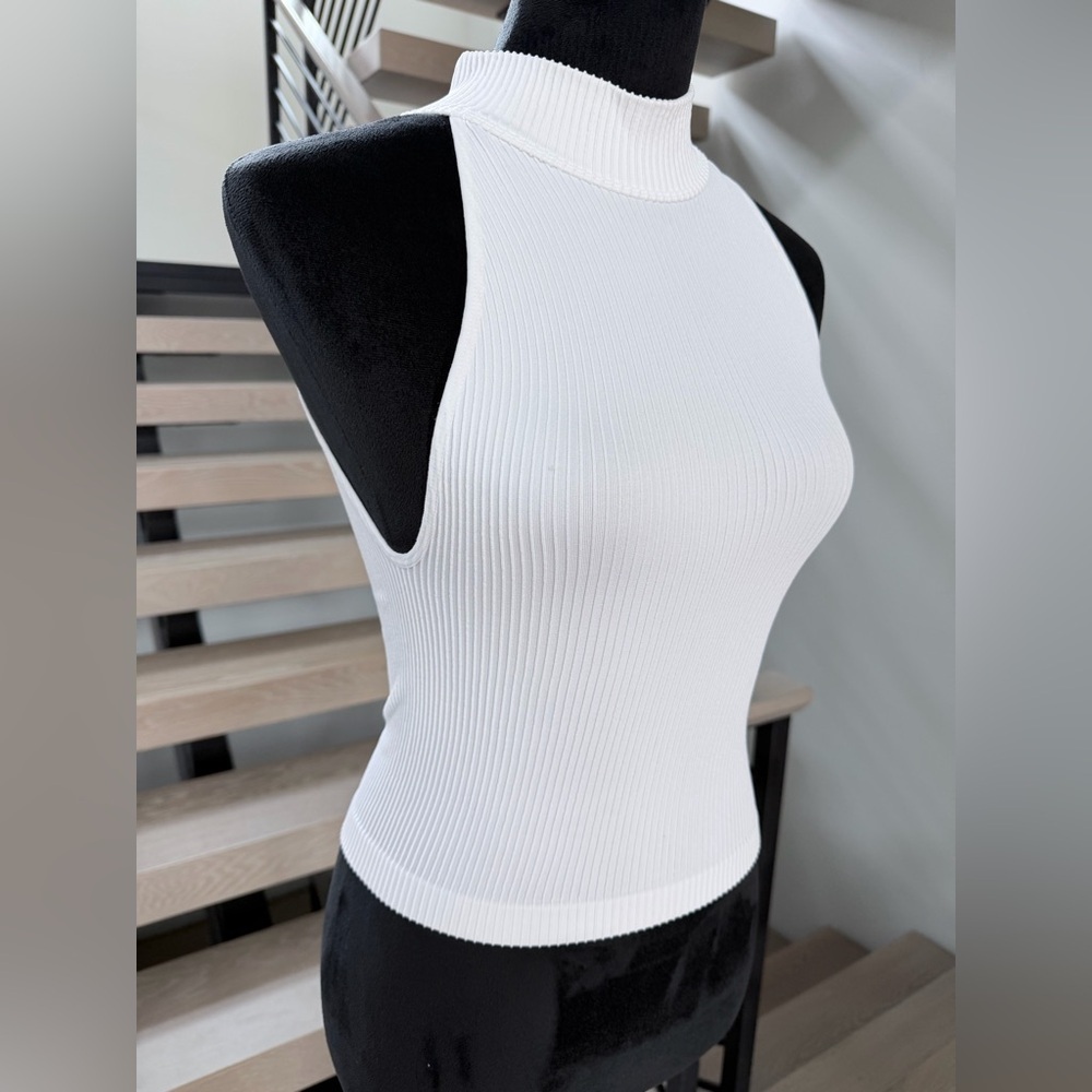 White Sleeveless Ribbed Movk Turtleneck Top size S - Picture 3 of 4
